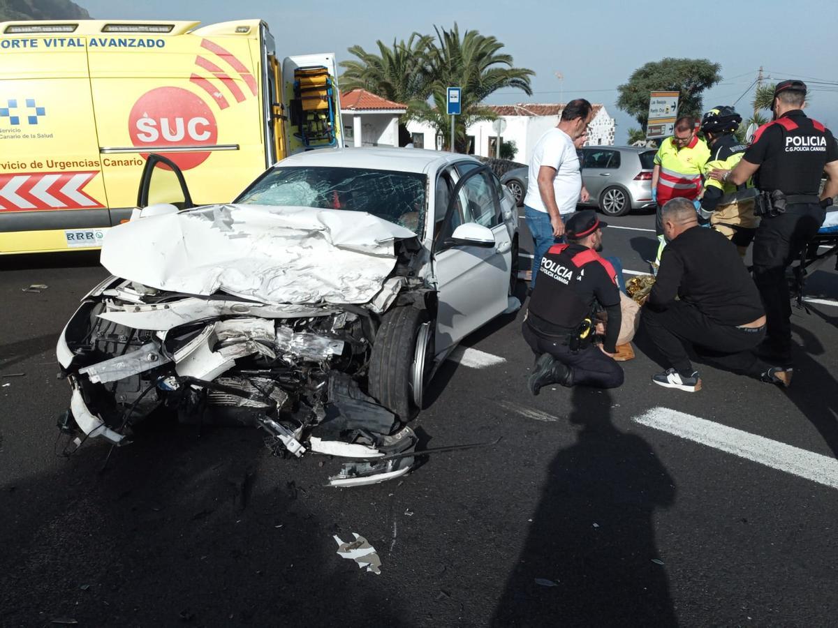 Imagen del aparatoso accidente a la altura de la playa de El Socorro en Los Realejos