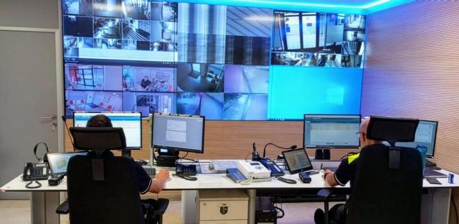 Santa Coloma saca pecho de su red de videovigilancia y la relaciona con la disminución de la criminalidad