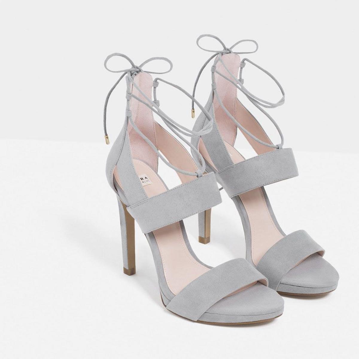 Rebajas 2017- los zapatos de Zara que vas a querer:  sandalia grey tacón fino
