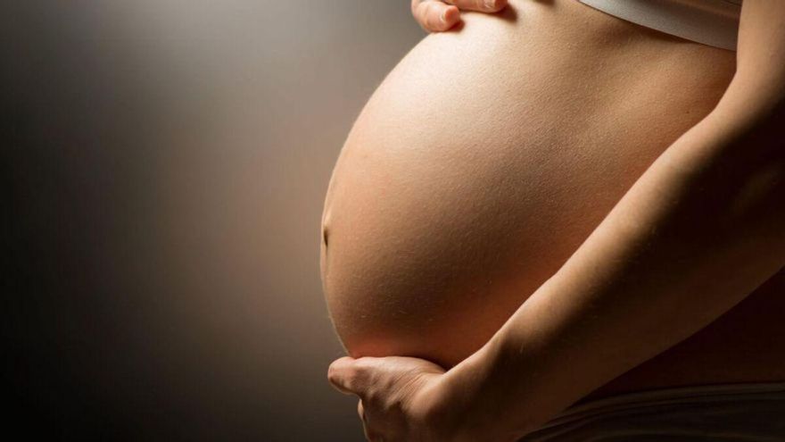 El TSJC condena al Servicio Canario de Salud por negligencia y violencia obstétrica en la muerte de un bebé durante el parto