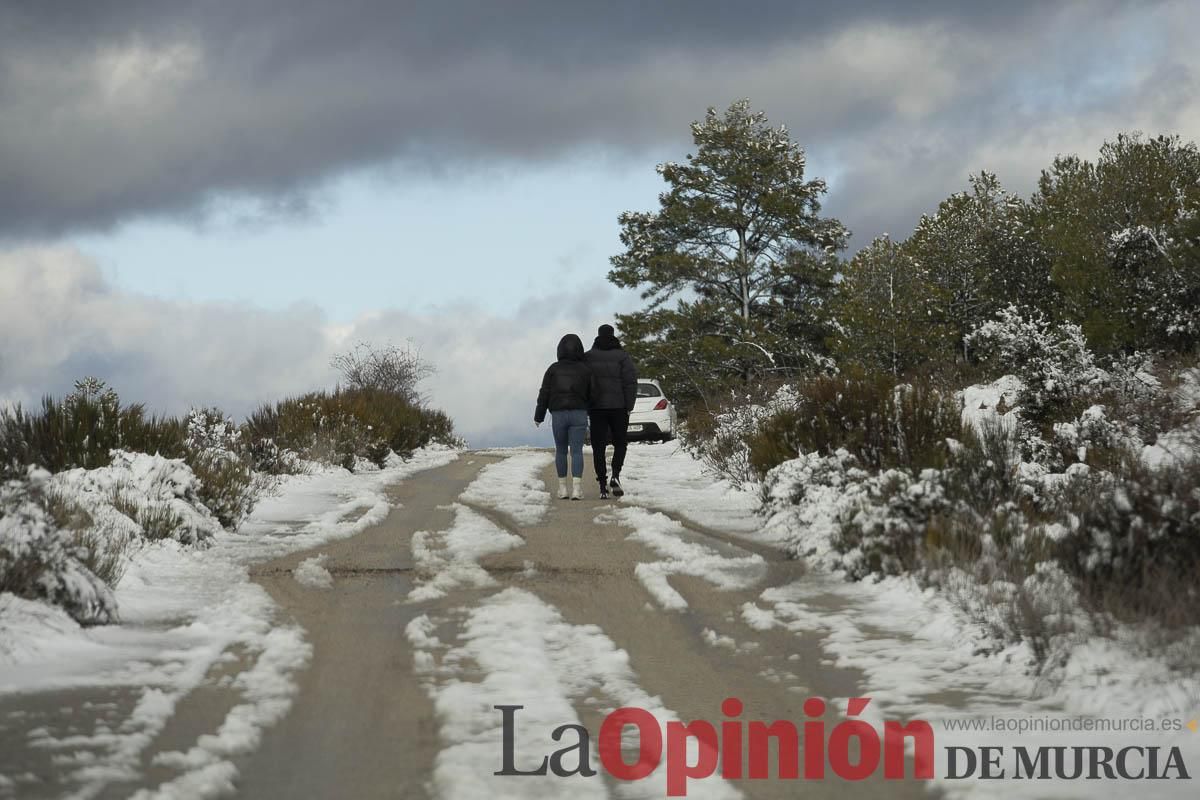 La borrasca Herminia tiñe de blanco la cima de la Región de Murcia