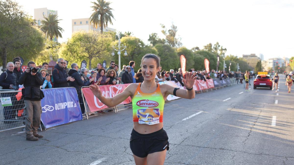 Búscate y descarga tu foto en la 10K Fem de Valencia