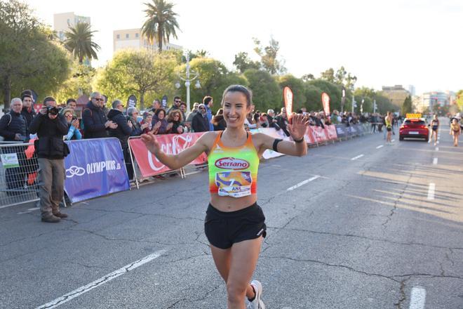 Búscate y descarga tu foto en la 10K Fem de Valencia
