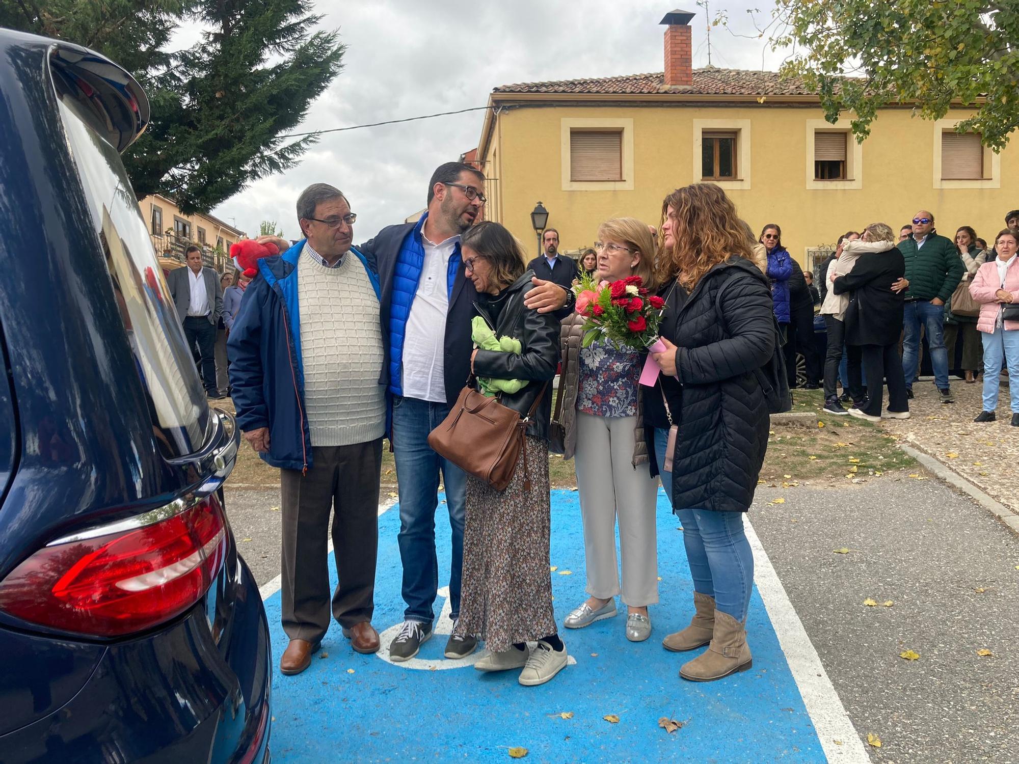 En imágenes: Funeral el Torrecaballeros, Segovia, por la niña asesinada en Gijón