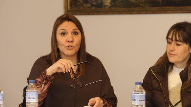 Carmen Seijas, durante una intervención en un pleno. | BERNABÉ/JAVIER LALÍN