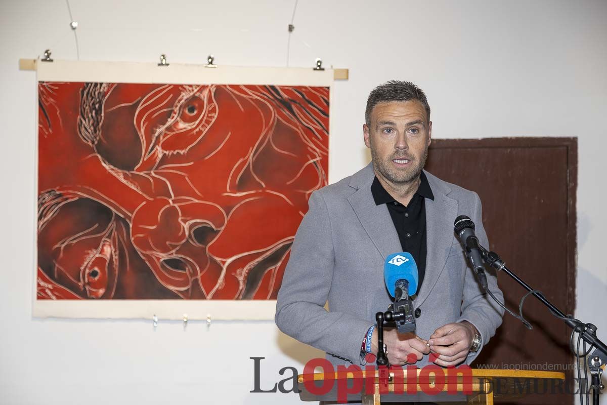 Descubre en imágenes la exposición 'Te llamaré tristeza', basada en la obra del escritor caravaqueño Miguel Sánchez Robles