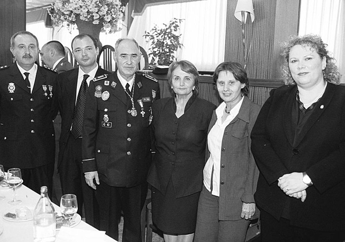 Cortina, junto a Paz Fernández Felgueroso, durante el homenaje tras su jubilación.