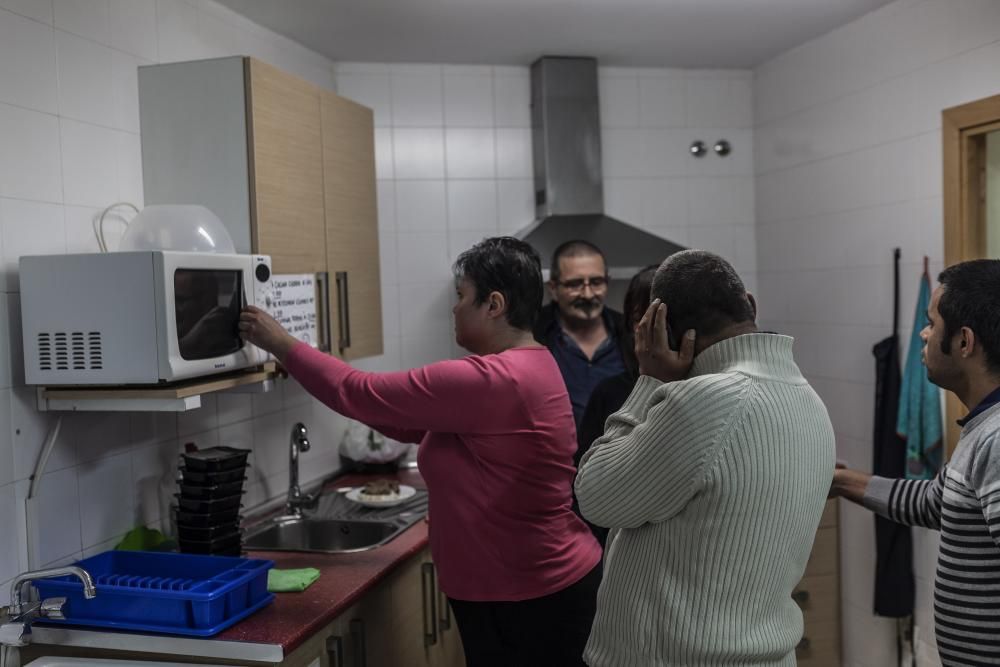 Así es la vida en el reconvertido albergue de peregrinos de Zamora por la pandemia