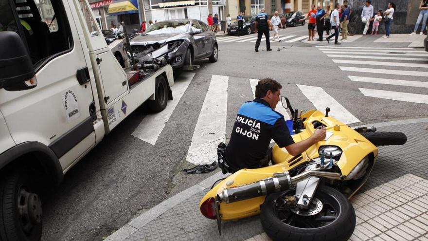 Un accidente de moto en Gijón.