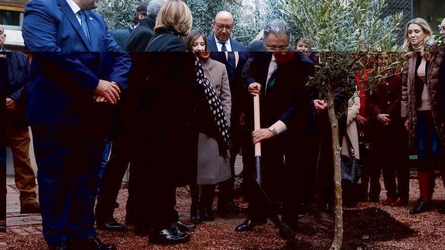 Interior homenajea por primera vez a las víctimas del atentado del 11-M