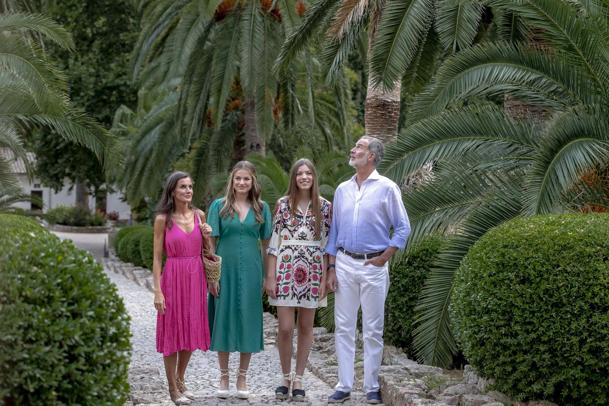 FOTOS | La Familia Real visita los Jardines de Alfàbia, en Bunyola