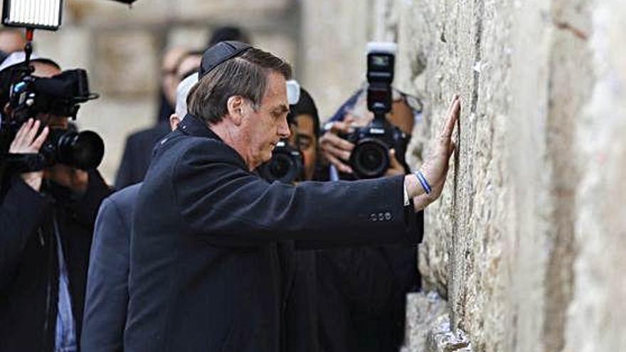 Israel Jair Bolsonaro visita el Mur de les Lamentacions a Jerusalem