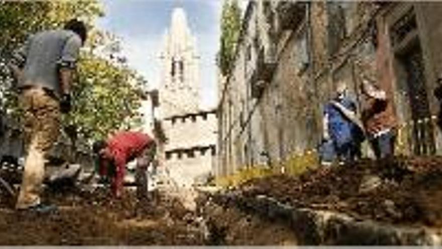 La troballa s&#039;ha realitzat a la pujada de Sant Feliu a Girona.