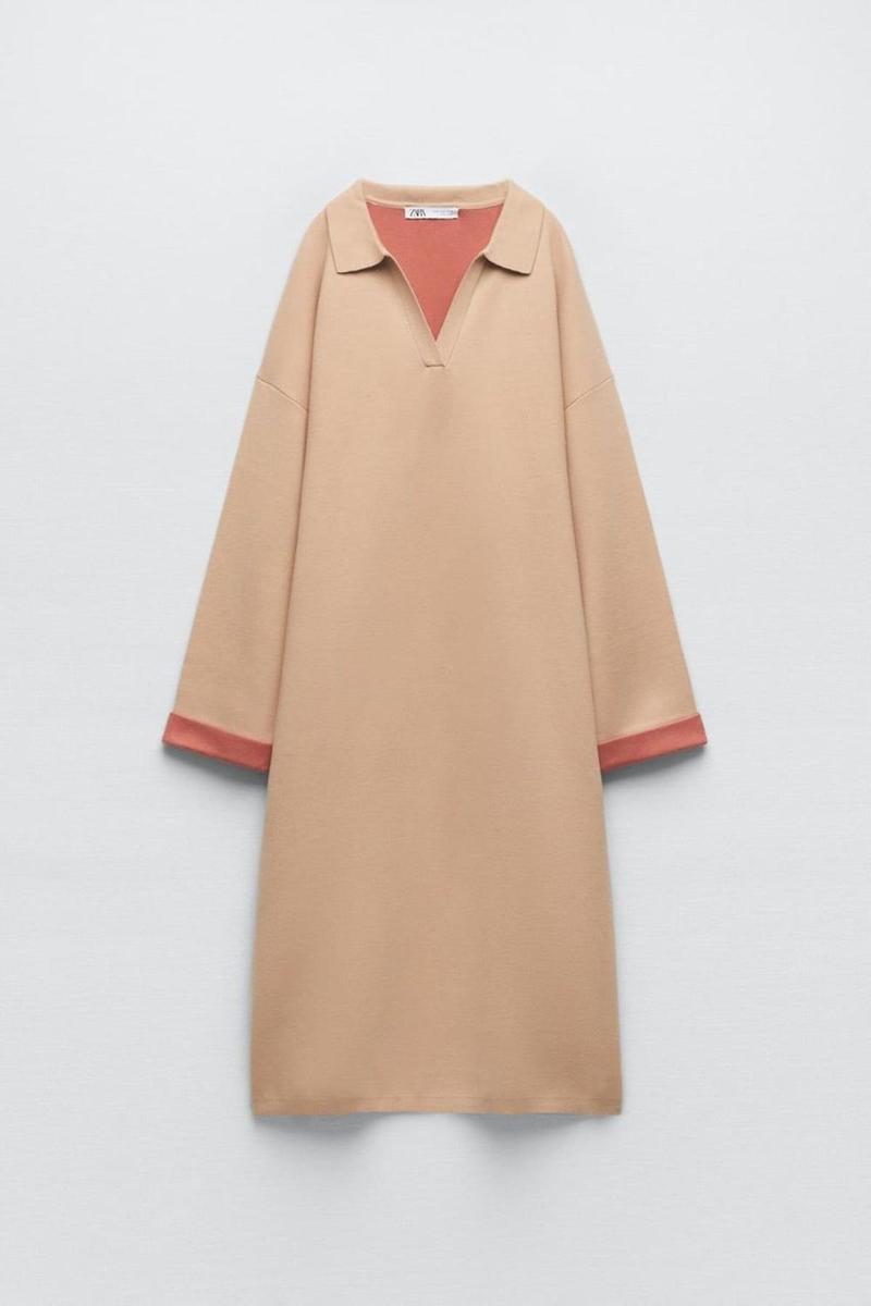 Vestido de punto oversize de Zara (precio: 39,95 euros)