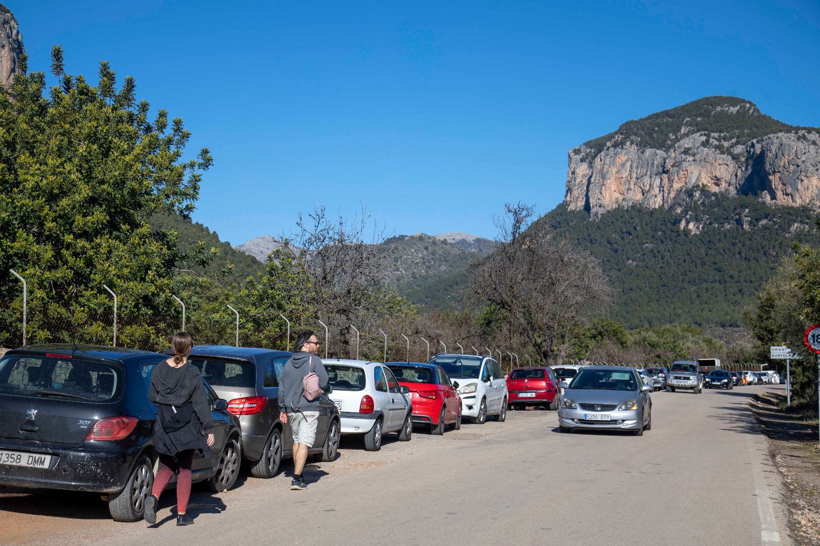 La aglomeración de visitantes obliga a cerrar el Salt des Freu