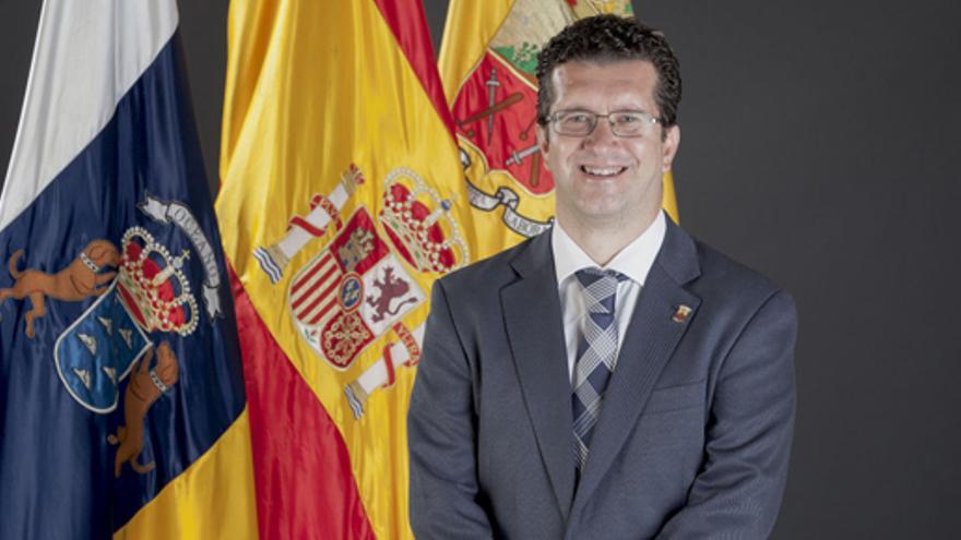 El alcalde de Arucas pide el cese del consejero insular de Deportes, ambos del PSOE, al ser excluido de un reparto de 10 millones