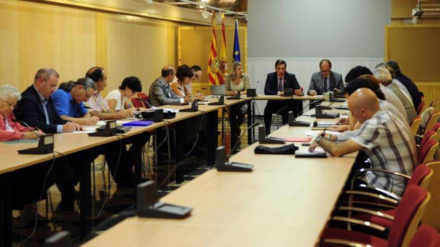 La DGA liga los recortes en Dependencia a la creación de 6.000 nuevos empleos