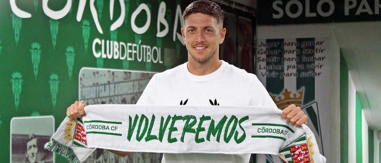 Carlos Marín durante su presentación tras renovar con el Córdoba CF.