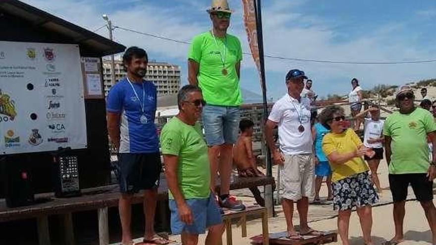 Javier Núñez, en el podium.