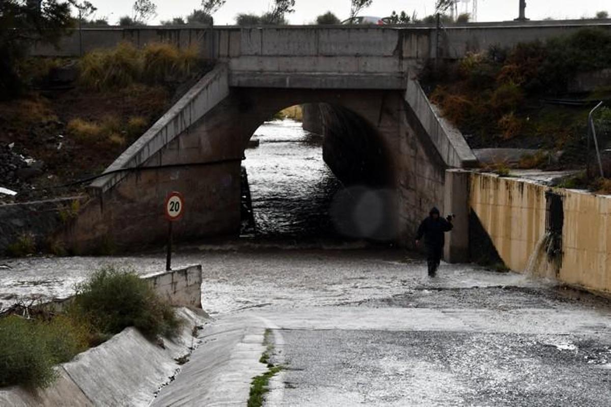 03/04/2019 VECINDARIO. SANTA LUCIA DE TIRAJANA.   Lluvia en Vecindario. Barranco de Balos. Fotógrafa: YAIZA SOCORRO.  | 03/04/2019 | Fotógrafo: Yaiza Socorro
