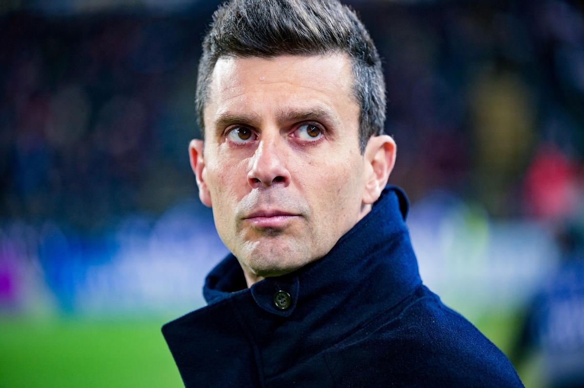 Juventus's coach Thiago Motta during the Serie A soccer match between Cagliari Calcio and Juventus at the Unipol Domus in Cagliari, Sardinia - Sunday, 23 February 2025. Sport - Soccer (Photo by Gianluca Zuddas/Lapresse)