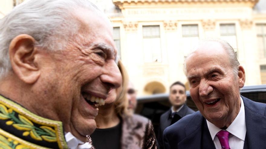 Vargas Llosa lamenta el poco reconocimiento en España a Juan Carlos I