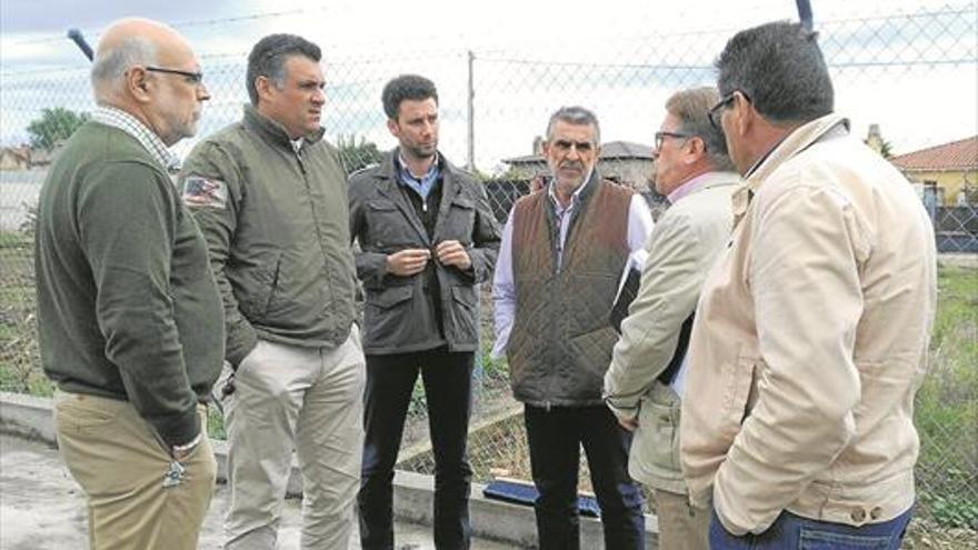 Agricultores y ganaderos de Coria piden a la Junta que les agilice las ayudas