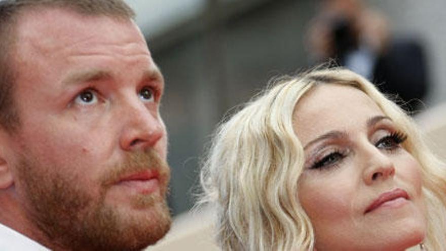 Ritchie con su ex esposa, Madonna