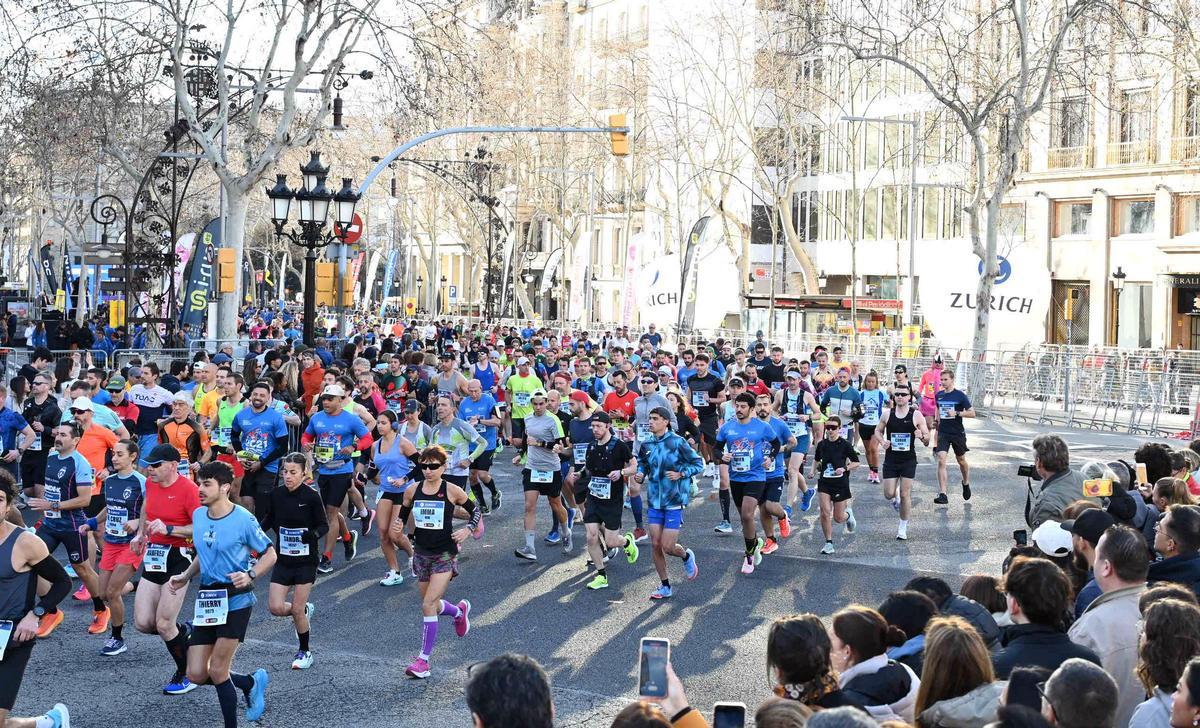 ¿Has participado en la Marató de Barcelona 2024? ¡Búscate en las fotos¡