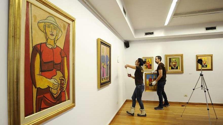 El Museo Municipal abre esta tarde una exposición con 43 obras de Maruja Mallo y Luis Seoane