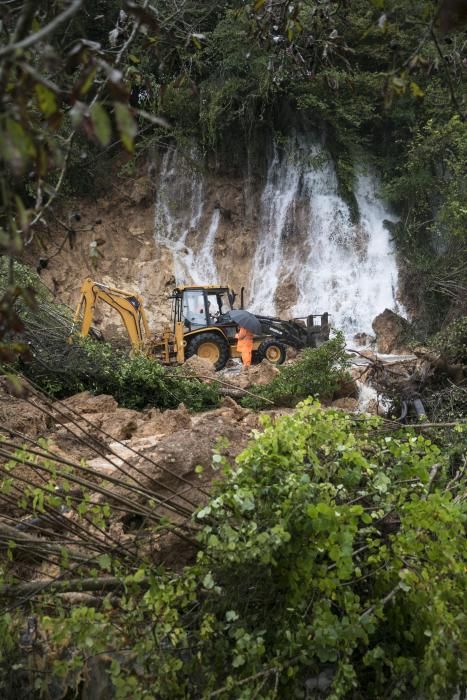 Temporal en Asturias: Las intensas lluvias dejan ríos desbordados y carreteras cortadas en el Oriente