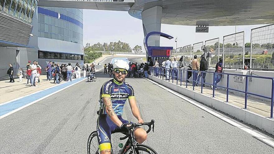 Rubén Tanco sigue con su gran temporada siendo quinto en Jerez