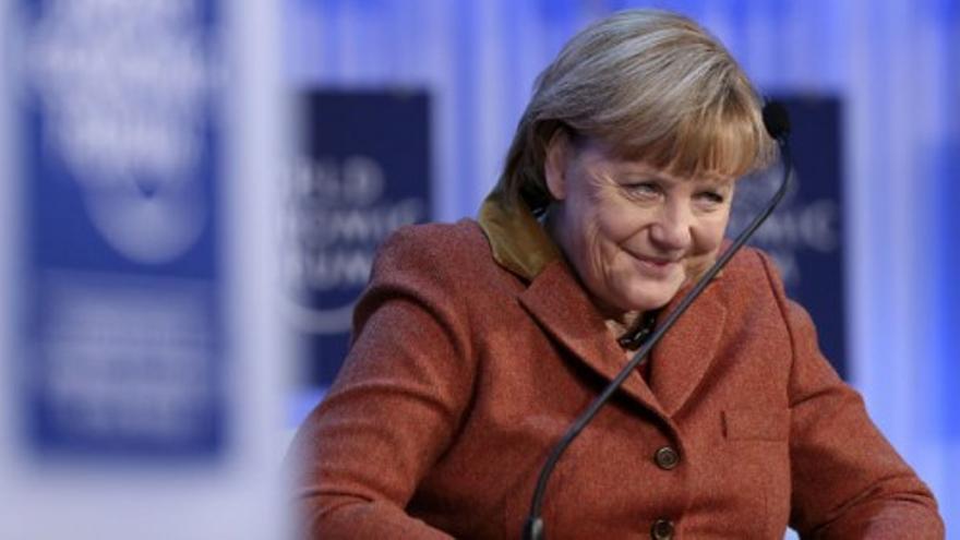 Merkel menciona a España en el Foro Económico Mundial en Davos