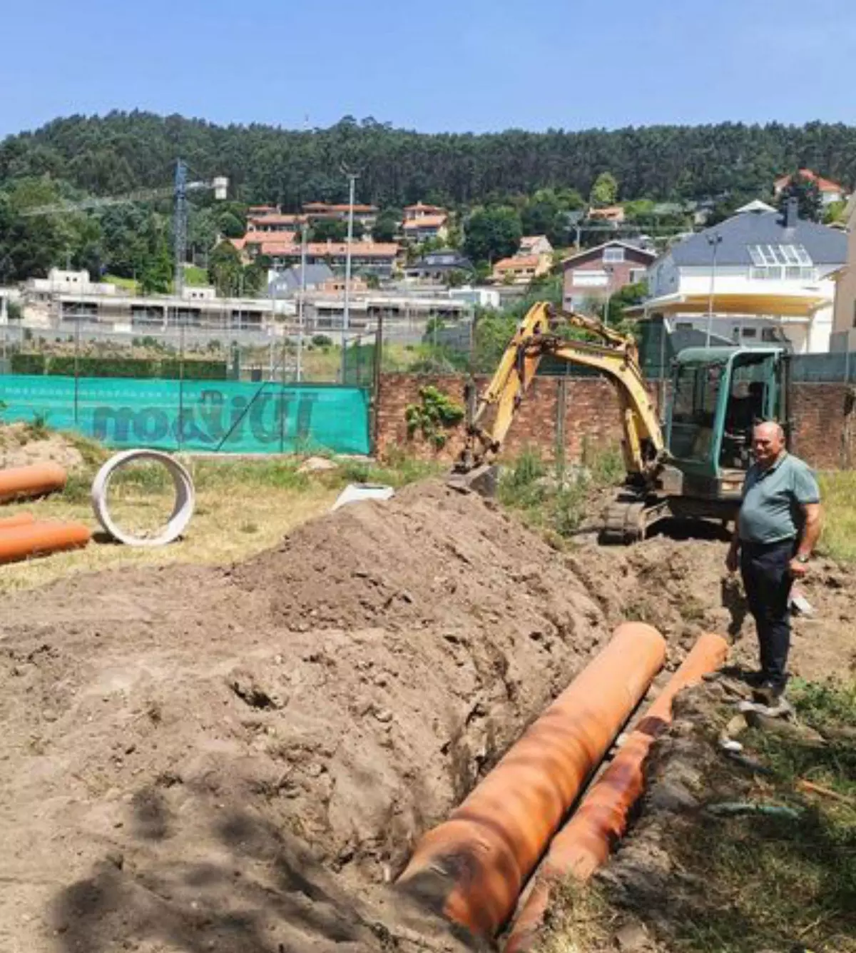 En marcha la renovación del saneamiento en A Caeira