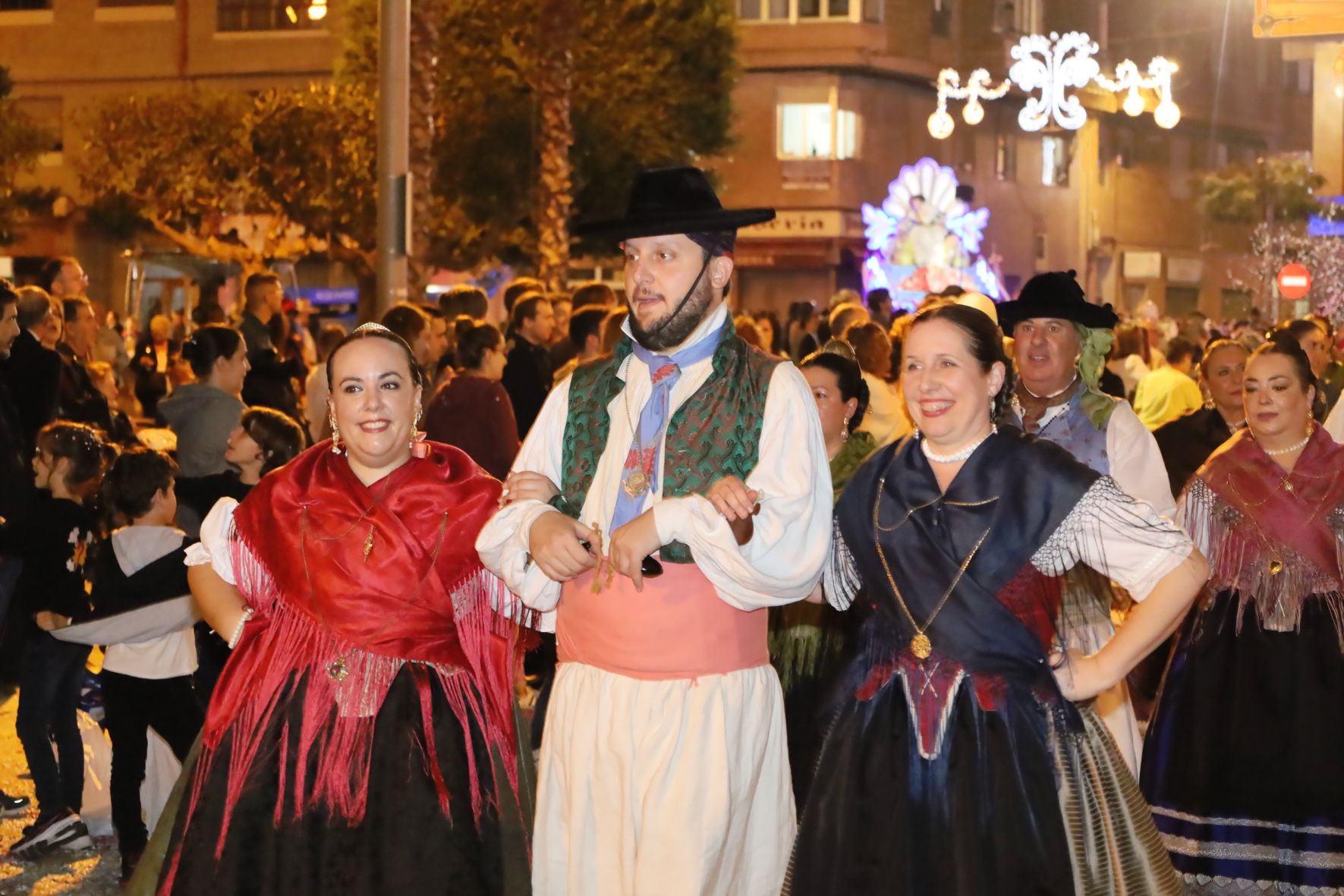 Todas las fotos del colorido desfile de carrozas de la Fira d'Onda