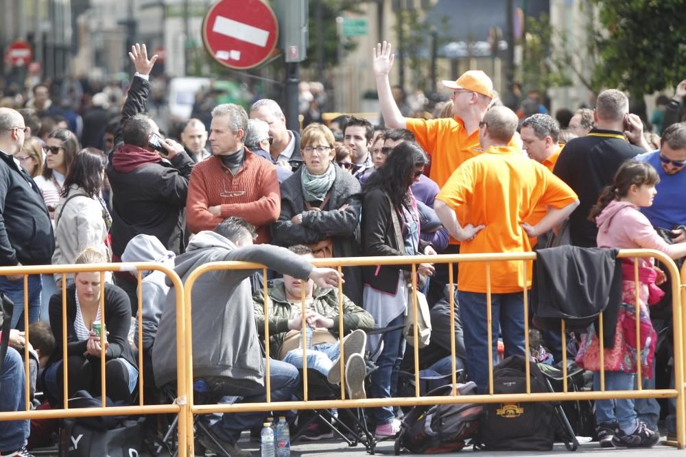 Búscate en la mascletà del 18 de marzo