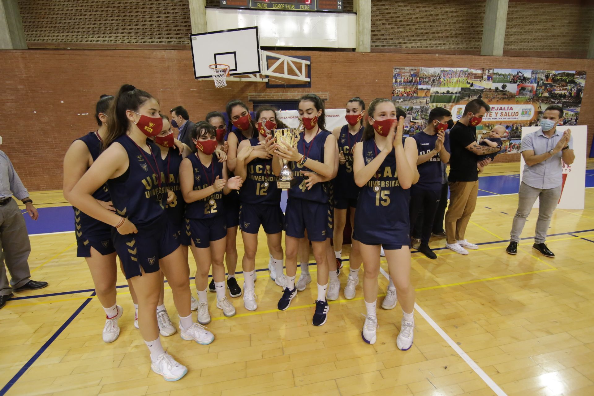 Final cadete de baloncesto femenino