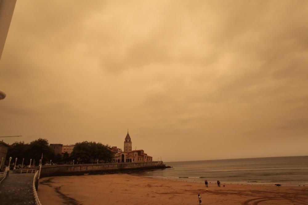 El humo de los incendios llega a Gijón