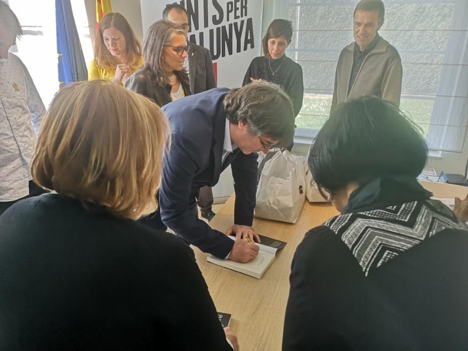 Visita de Junts per Manresa a Puigdemont