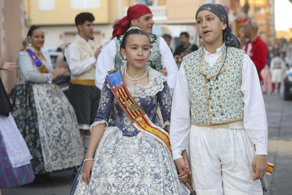 Visita de cortesía a las fallas del Port de Sagunt