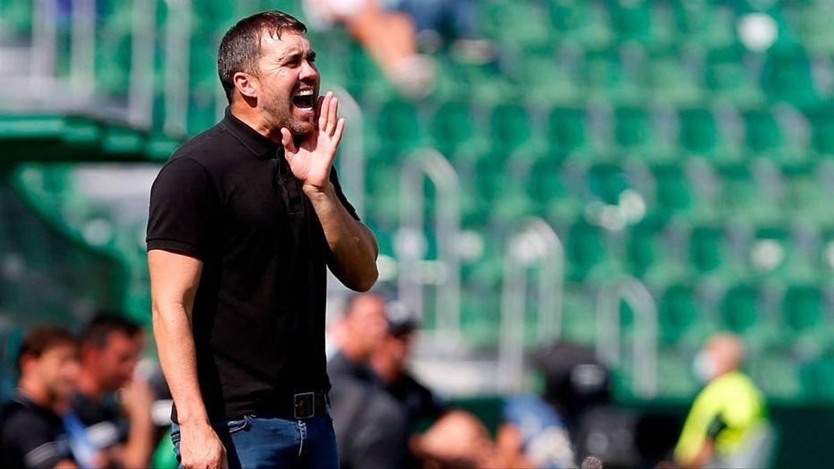 Eduardo Coudet ante el Elche