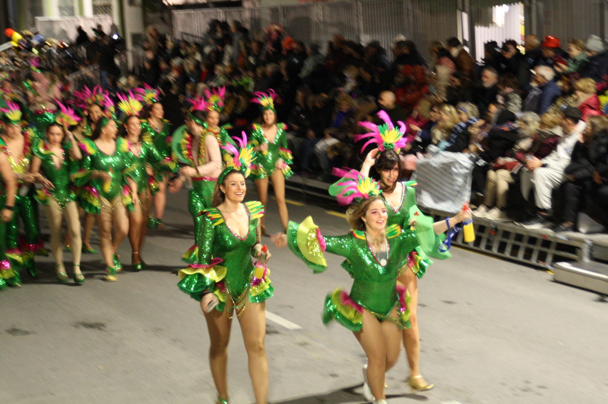 Macrogalería de fotos del segundo desfile del Carnaval de Vinaròs