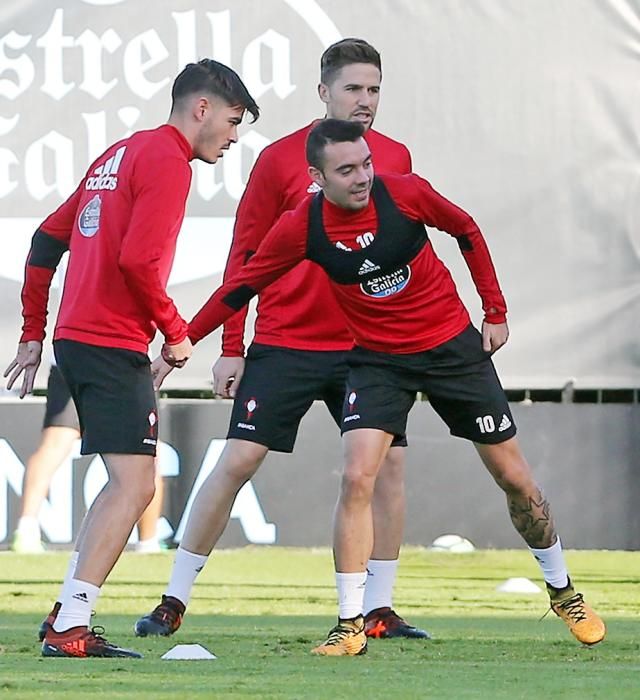 Gustavo Cabral se muestra partidario de un cambio de dibujo táctico en el Celta ante la escasez de zagueros por la baja de los lesionados Mallo y Roncaglia