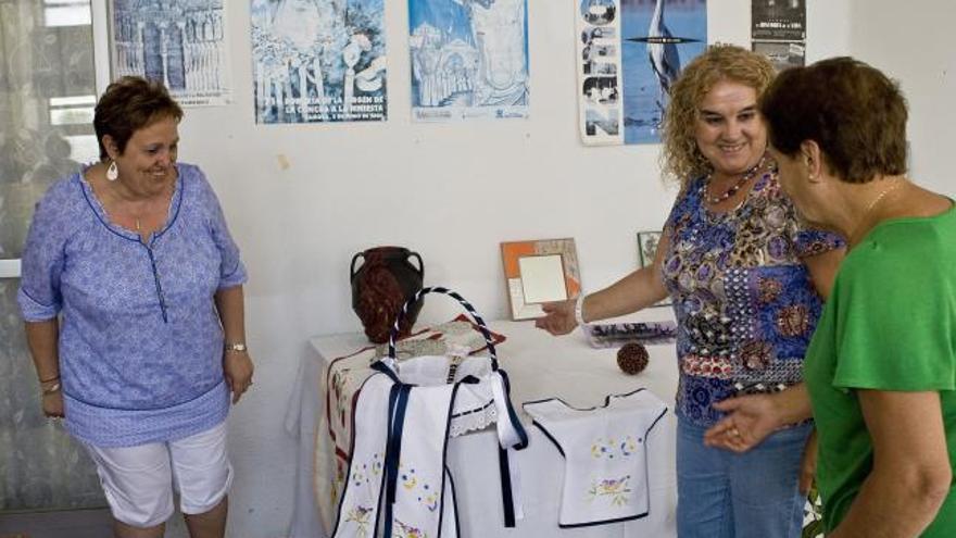 Exposiciones y juegos de espuma en los festejos de Tardobispo en honor a San Salvador