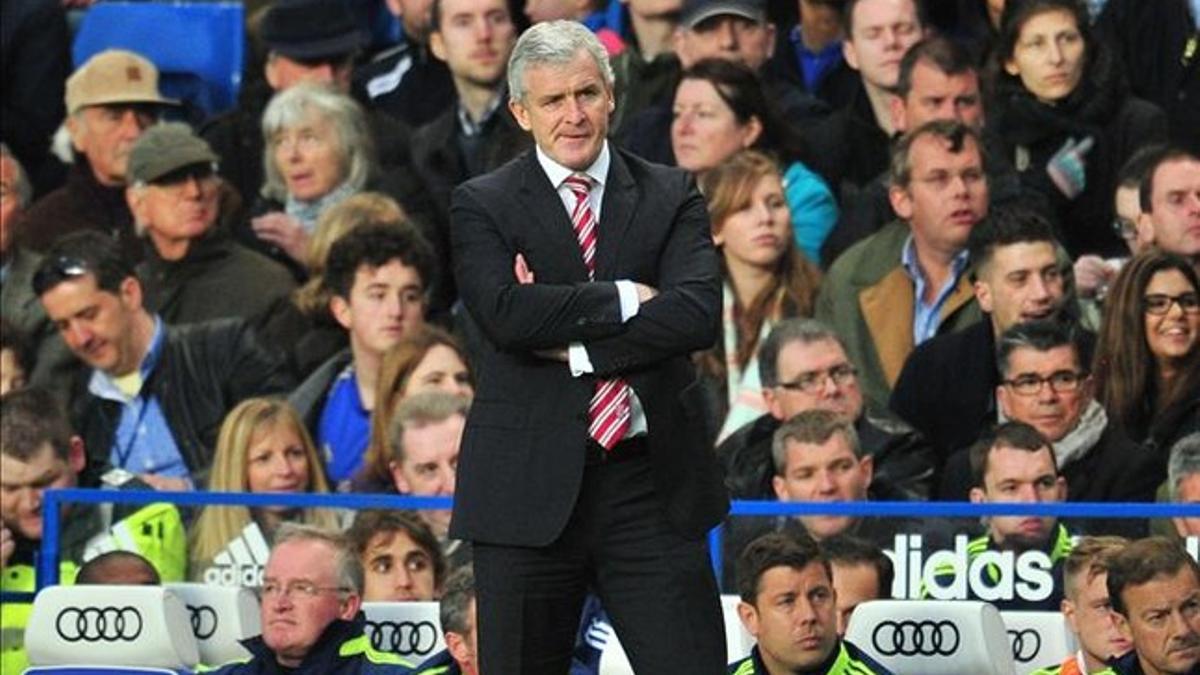 Mark Hughes, técnico del Stoke City