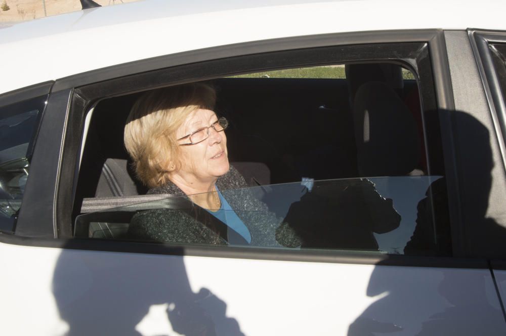 María del Carmen García sale de la prisión de Villena