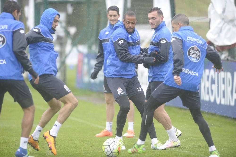 El Deportivo vuelve a los entrenamientos