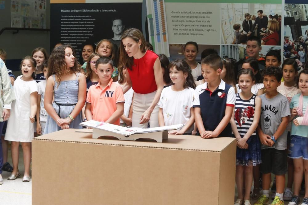 Visita de la Reina Letizia al colegio Quirinal