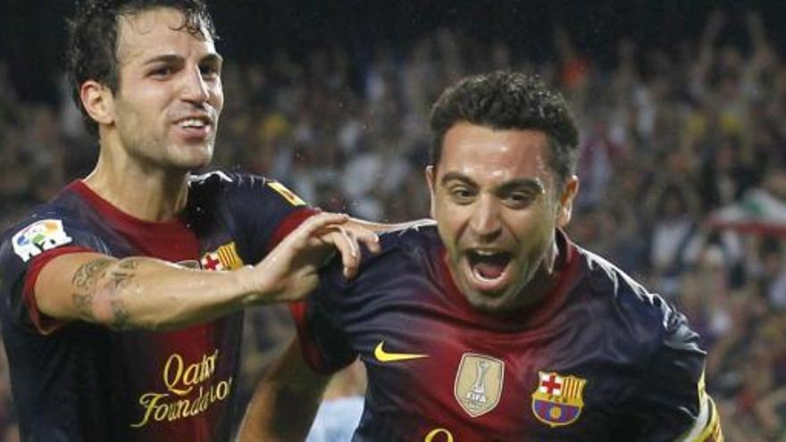 Xavi celebra su gol.