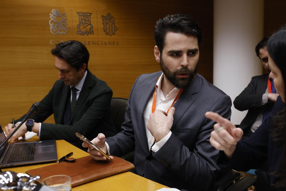 El letrado 'youtuber' Rubén Gisbert en Les Corts Valencianes